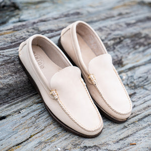 Dirigo Vintage Venetian - Bone Snuffed Suede