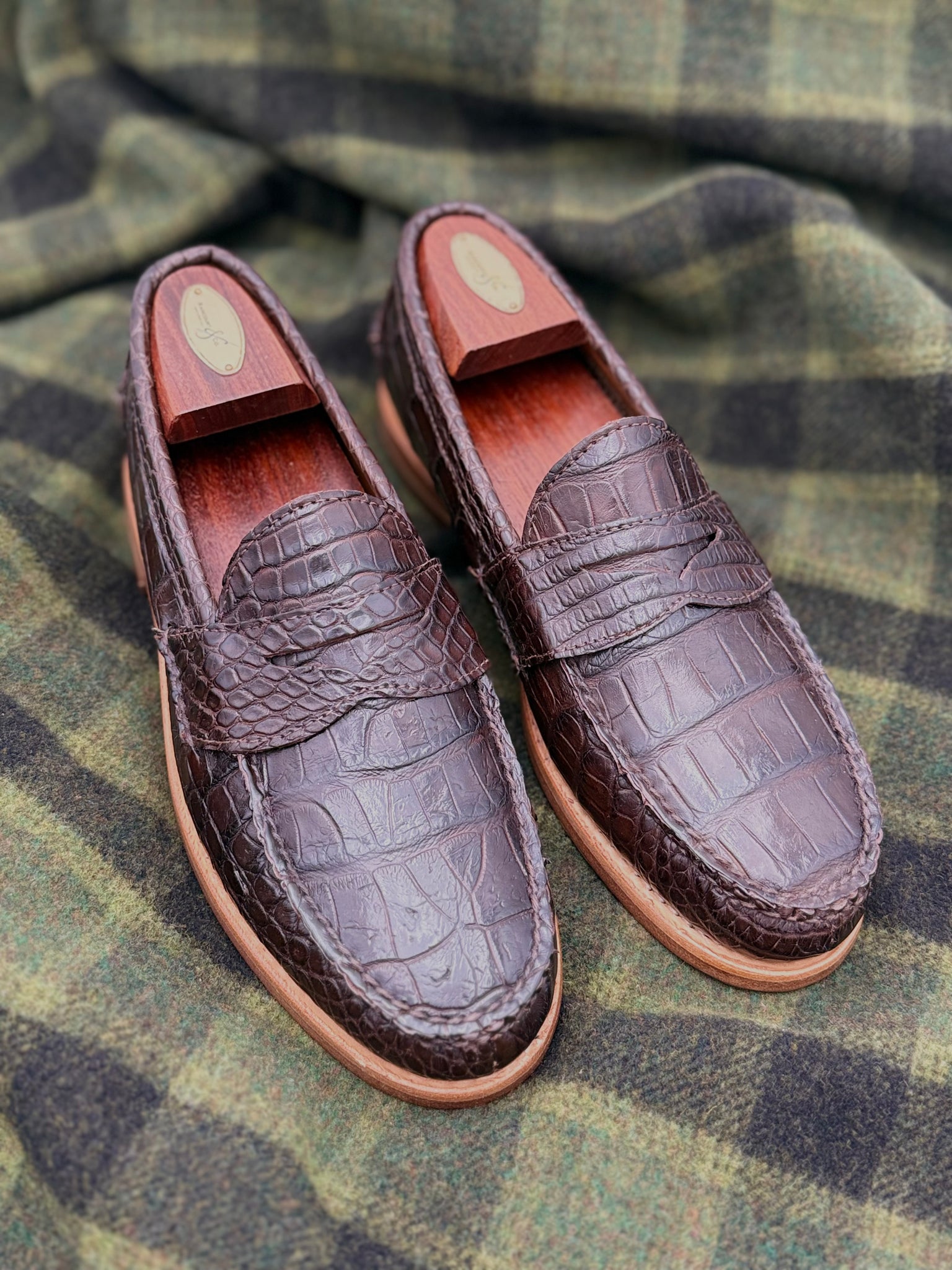 Pinch Penny Loafers - Chocolate Burnished Alligator (OUTLET)